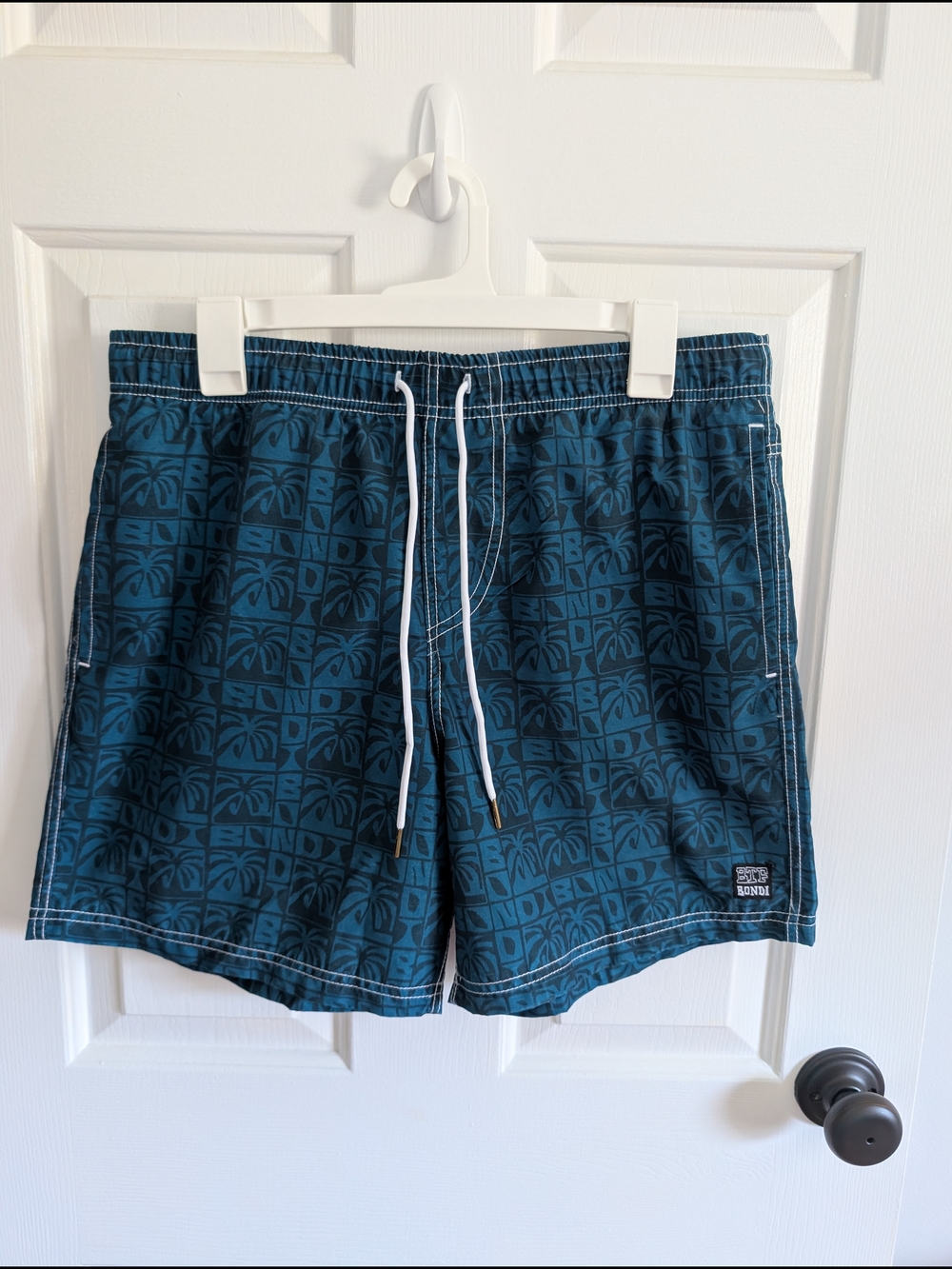 Between The Flags Bondi Men's Blue Patterned Swim Trunks Medium
